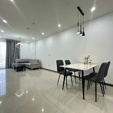 Qhome Ho Şi Min Exterior foto